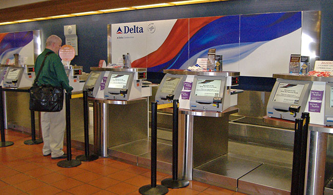 Delta Airlines - Ticket Counter